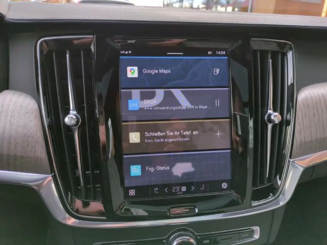 Volvo V90 AWD Dark Plus Recharge