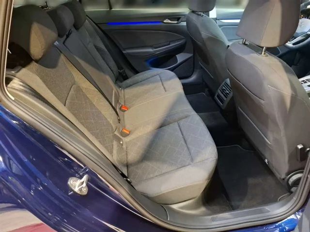 Volkswagen Golf 1.5 eTSI DSG Life