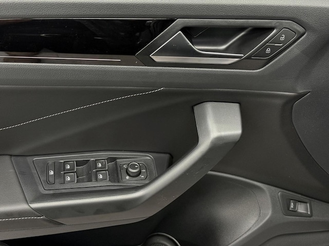 Volkswagen T-Roc 1.5 TSI DSG R-Line