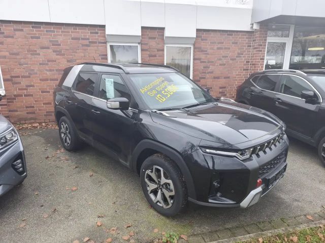 SsangYong Torres 2WD Quartz