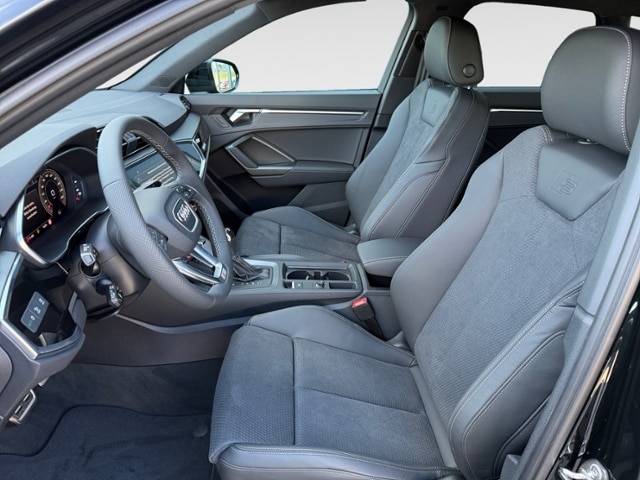 Audi Q3 35 TDI S-Tronic