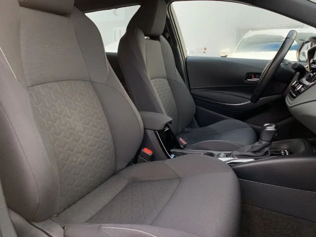 Toyota Corolla Hybride Team D