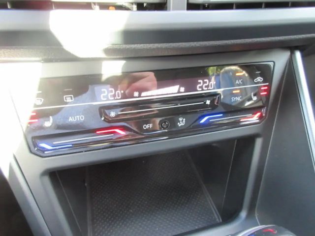 Volkswagen Polo 1.0 TSI DSG R-Line