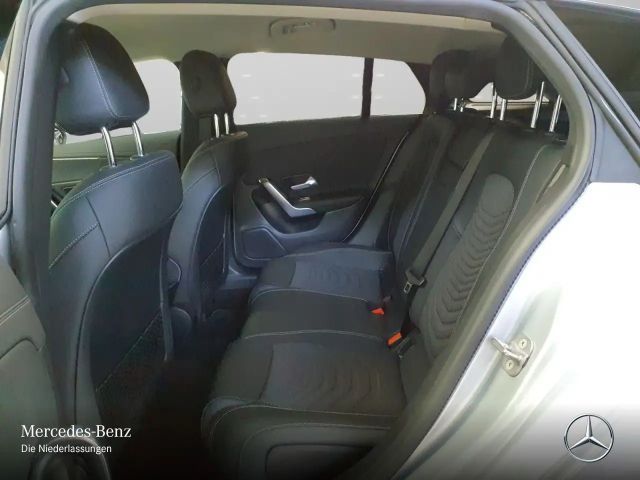 Mercedes-Benz CLA 180 Progressive