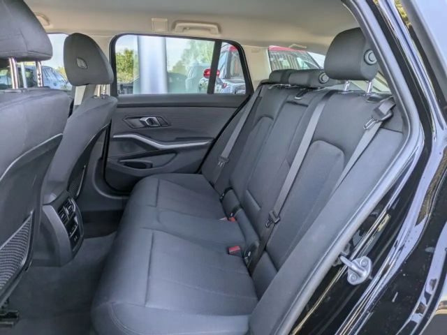 BMW 318 318i Touring