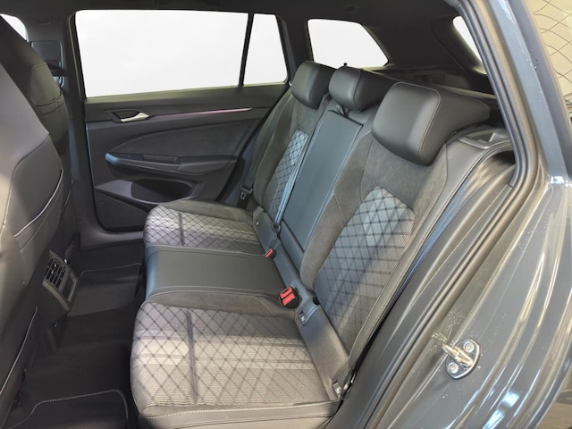 Volkswagen Golf 1.5 eTSI DSG Golf VIII Variant