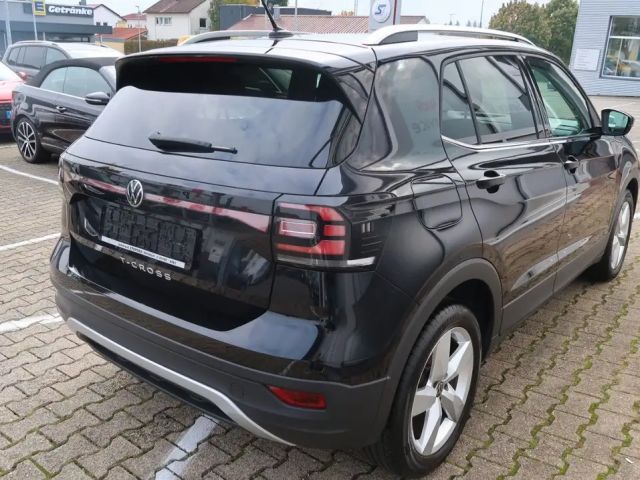 Volkswagen T-Cross Style