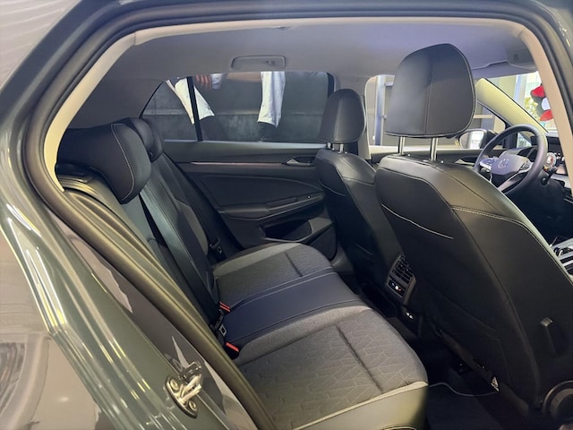 Volkswagen Golf 1.5 eTSI DSG Life