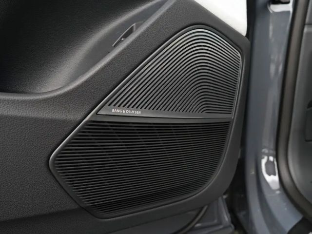 Audi RS Q8 PERF. FULL EXCLUSIVE/OPTION CARBON UPE:222K