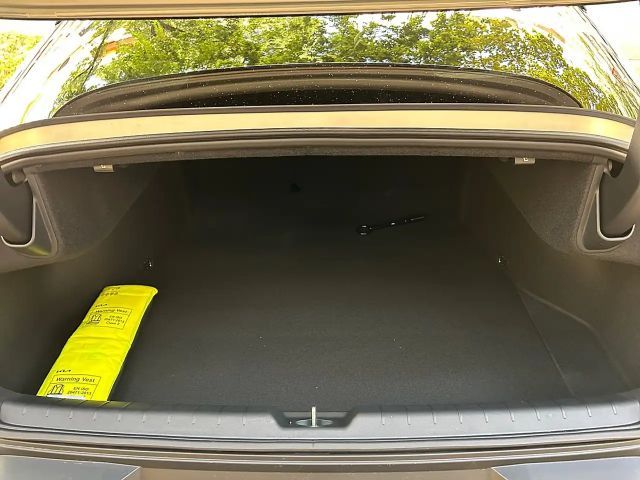 Kia EV4 81.4 kWh Earth FWD Plus