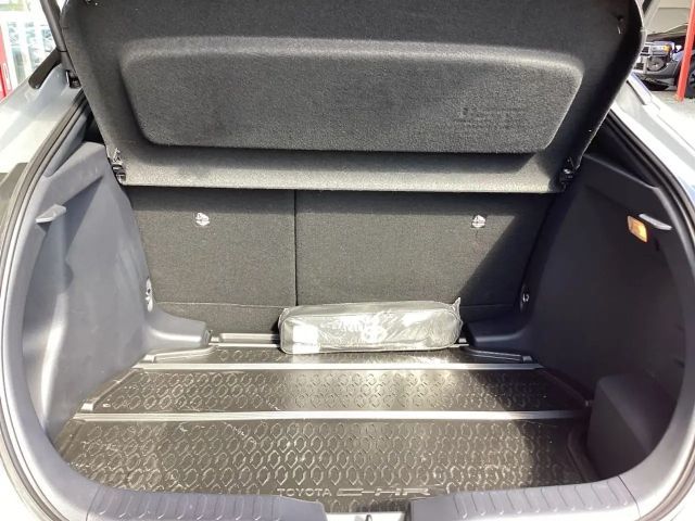 Toyota C-HR Hybride Team D