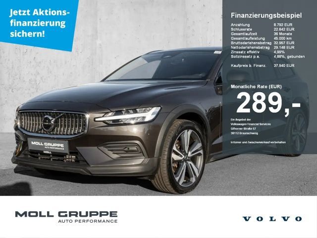 Volvo V60 AWD Plus