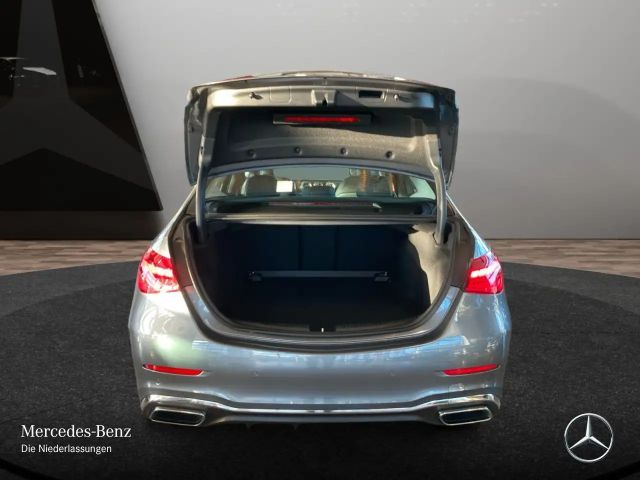 Mercedes-Benz C 200 AMG Line Sedan