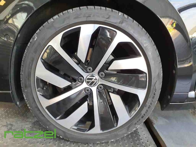 Volkswagen Arteon Shooting Brake 2.0 TDI R-Line