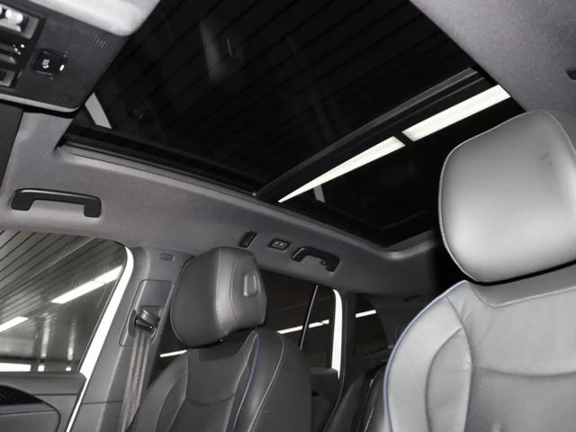 Volkswagen Tiguan DSG R-Line Style