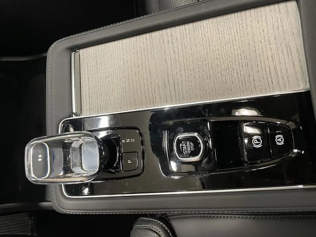 Volvo XC90 AWD Dark T8 Ultra