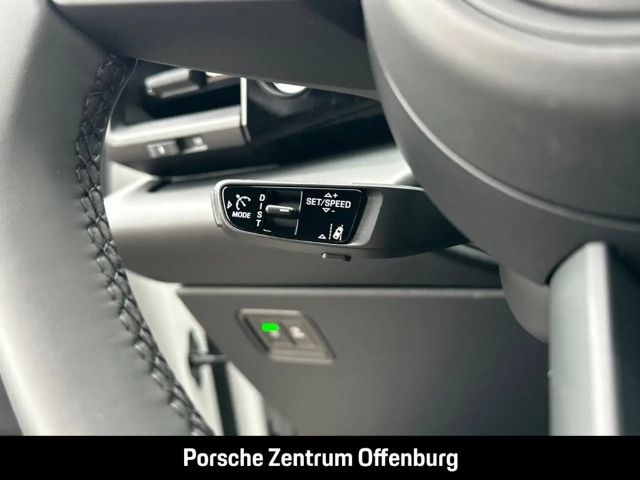 Porsche Macan HUD Luftfed. AHK-el. Pano Navi Dig.Cockpit