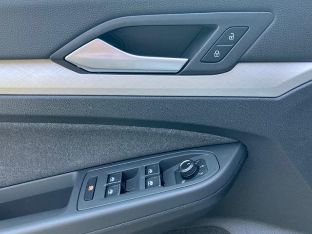 Volkswagen Golf 1.5 TSI Golf VIII