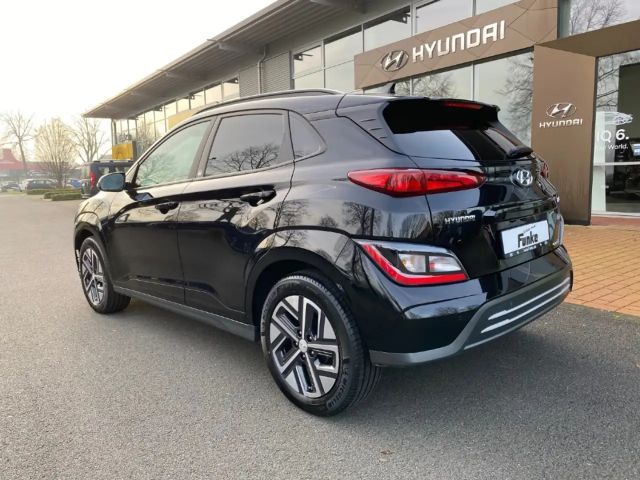 Hyundai Kona 2WD