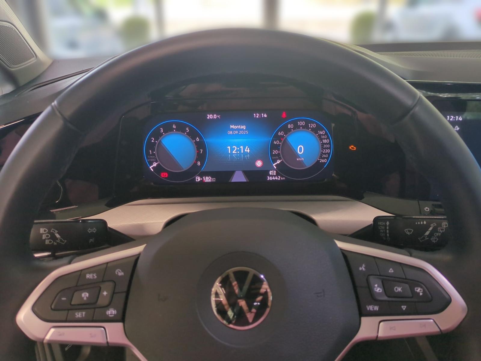 Volkswagen Golf 1.5 TSI Golf VIII Life