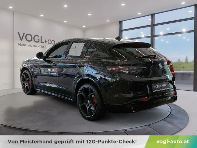 Alfa Romeo Stelvio AWD