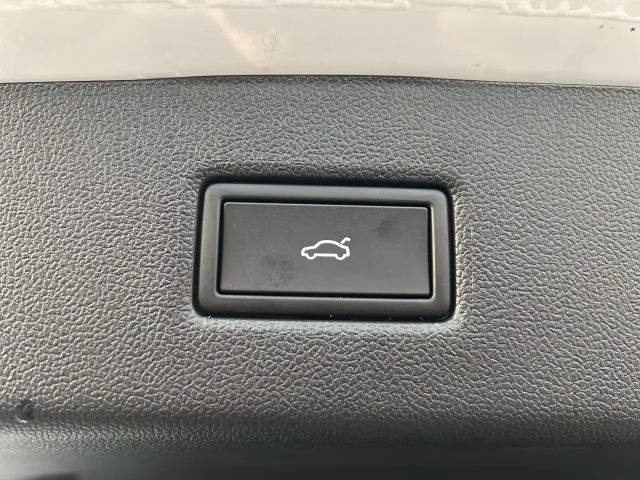 Ford Explorer AWD Premium