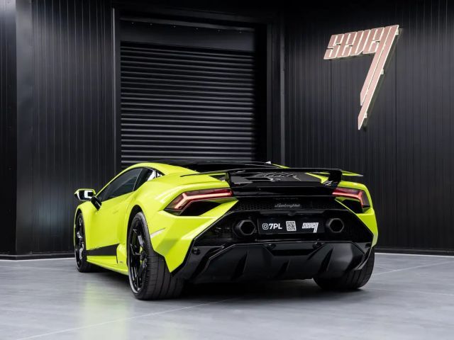 Lamborghini Huracan n Tecnica Carbon front & rear bonnet + Alcantara