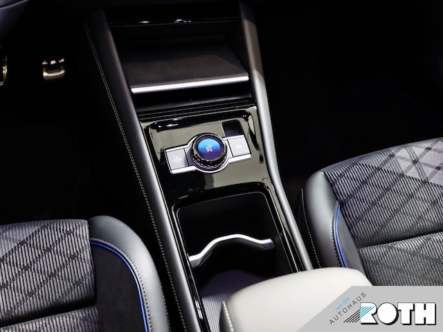 Volkswagen Tiguan 4Motion DSG R-Line