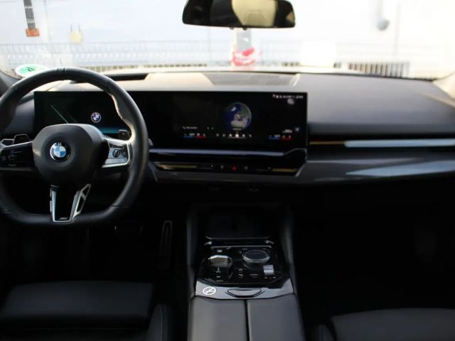 BMW 520 520d M-Sport Touring