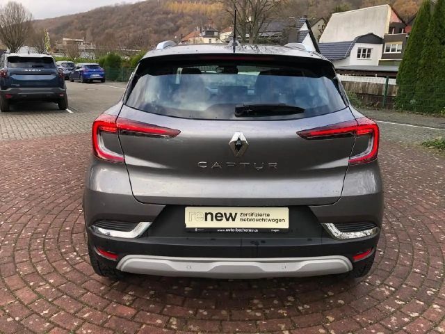 Renault Captur Intens TCe 140