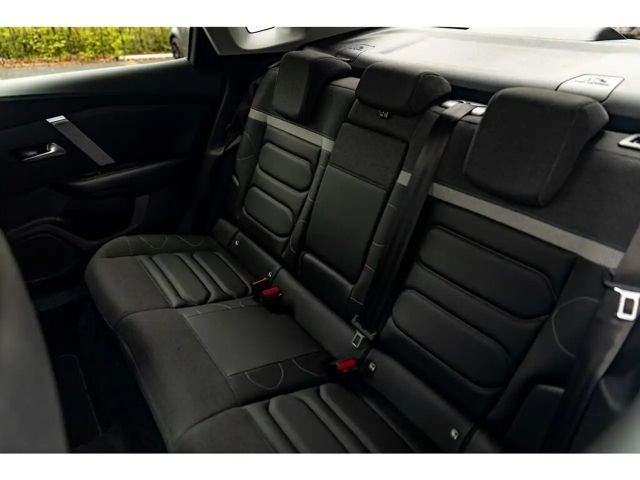 Citroën C4 eC4 | 136pk | Camera | Dodehoek | Pano | Parkee...