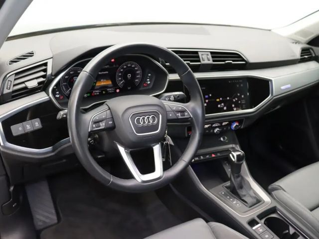 Audi Q3 45 TFSI Hybride