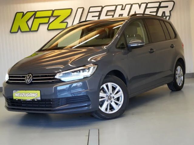 Volkswagen Touran 1.5 TSI DSG