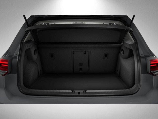 Volkswagen Golf 1.0 TSI DSG Golf VIII Move