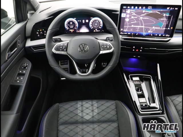 Volkswagen Golf 1.5 eTSI R-Line Style