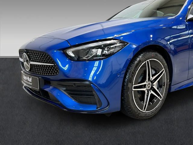 Mercedes-Benz C 200 AMG Line Sedan