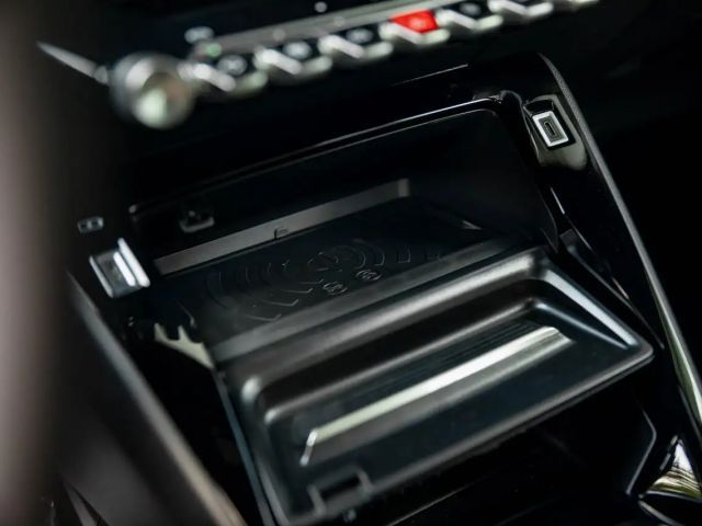 Peugeot 2008 145PK MHEV | Navi | PP V&A | Keyless | Apple Ca...