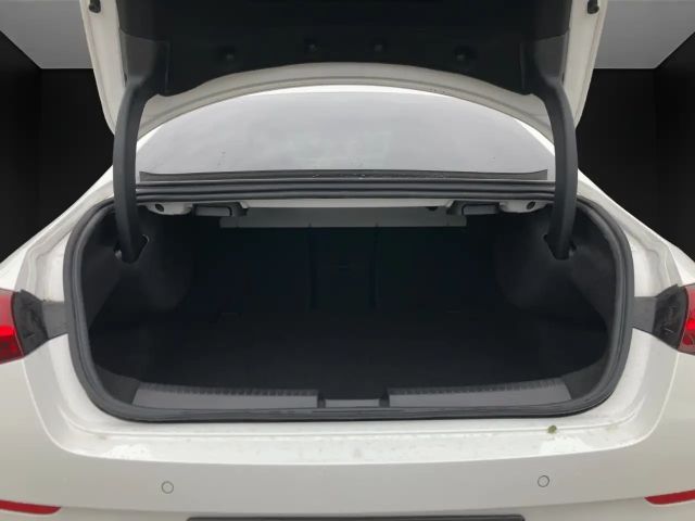 Mercedes-Benz CLA 180 AMG Line Coupé Premium