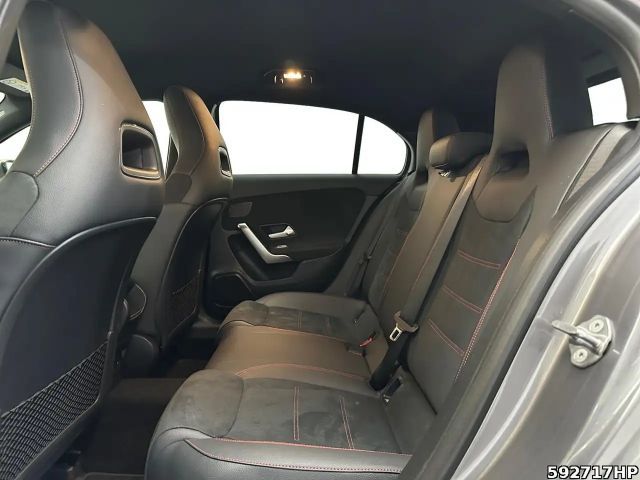 Mercedes-Benz A 250 AMG Line