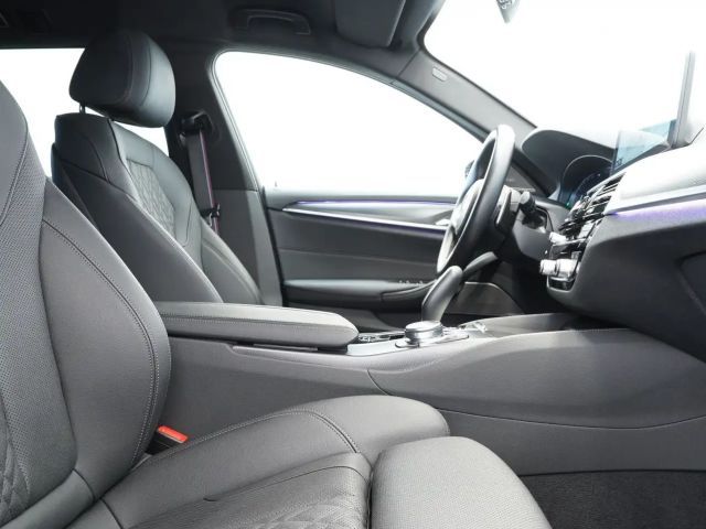 BMW 540 540i M-Sport Touring xDrive