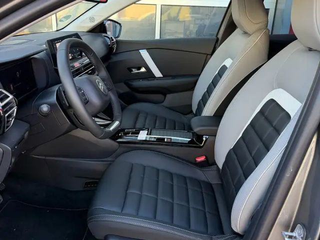 Citroën C4 Hybrid Max