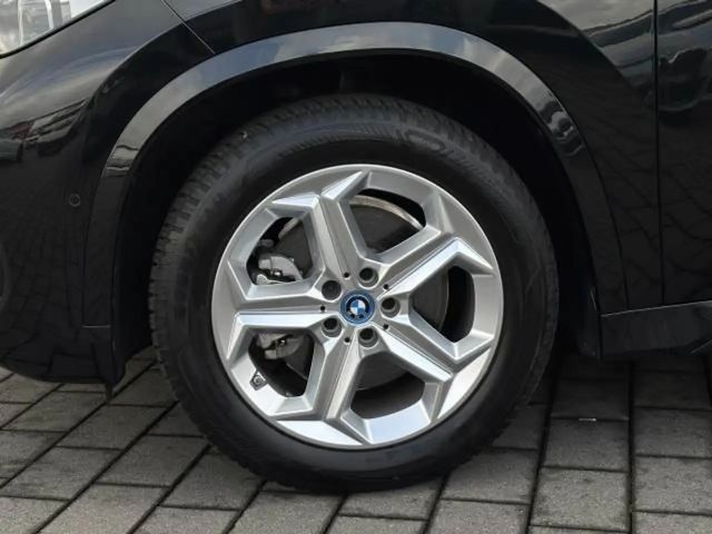 BMW X1 xDrive30 M Sportp. Pano° 360°-AHK°el.Sports.