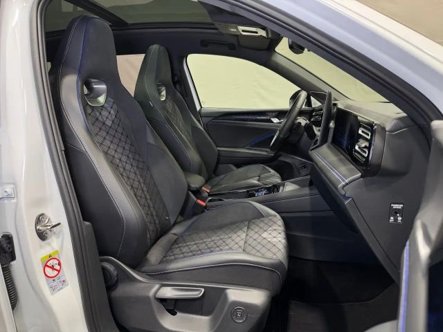 Volkswagen Tiguan 1.5 eTSI DSG R-Line