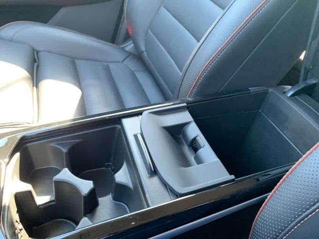 Renault Koleos Blue Initiale Paris