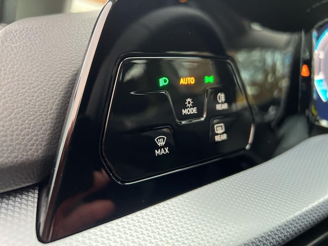 Volkswagen Golf 1.5 eTSI DSG Golf VIII