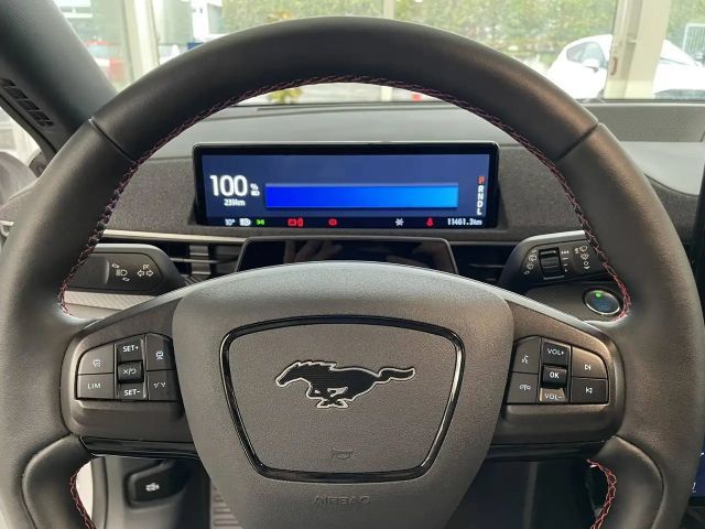 Ford Mustang Mach-E AWD