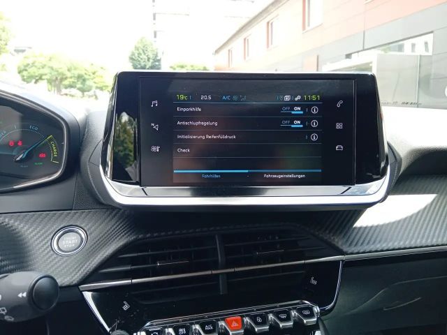 Peugeot E-2008 Active Pack