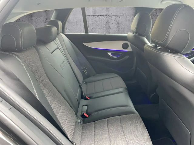 Mercedes-Benz E 200 AMG Line E 200 d Estate