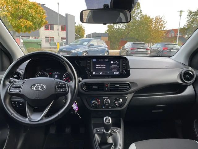 Hyundai i10 1.0