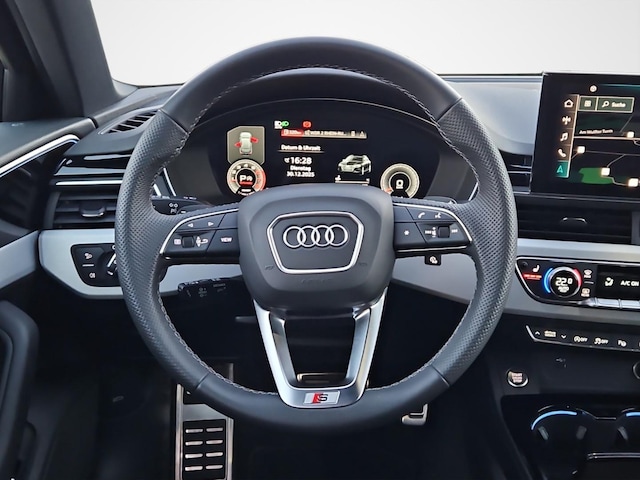 Audi A4 40 TFSI Avant Quattro S-Line S-Tronic